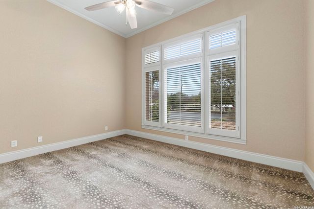 7 Oxford Hall, San Antonio, TX 78209