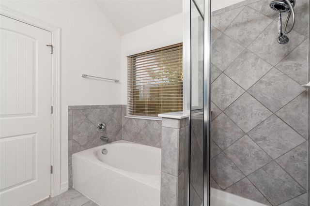 2705 Kingsland WAY, Austin, TX 78725
