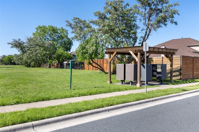 2705 Kingsland WAY, Austin, TX 78725