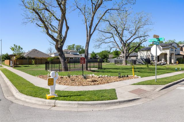 2705 Kingsland WAY, Austin, TX 78725