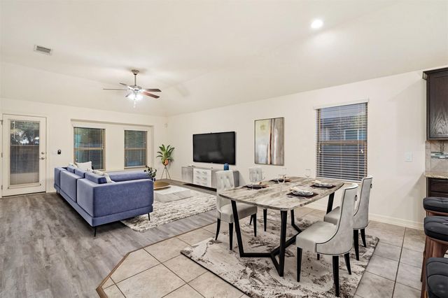 2705 Kingsland WAY, Austin, TX 78725