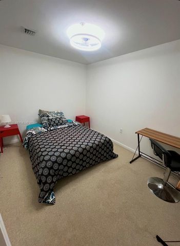 253 NE 2nd St 3903, Miami, FL 33132