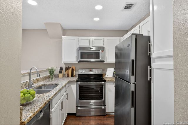 4107 Medical Dr Apt 2204, San Antonio, TX 78229