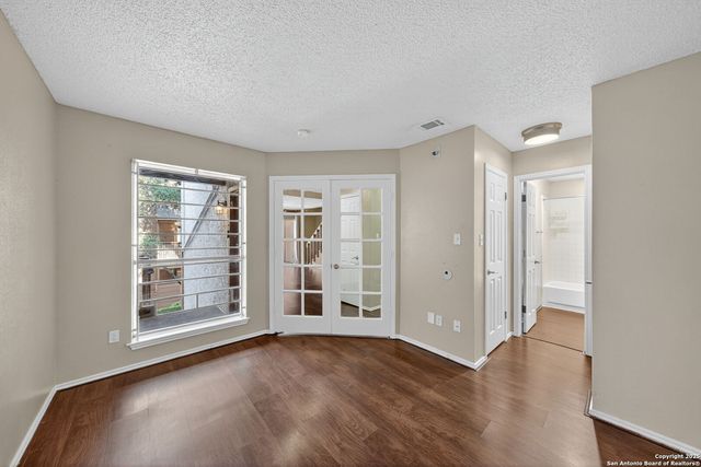 4107 Medical Dr Apt 2204, San Antonio, TX 78229