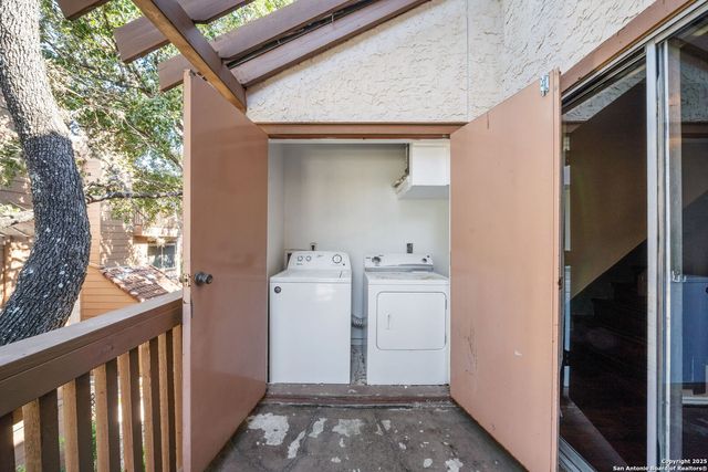 4107 Medical Dr Apt 2204, San Antonio, TX 78229