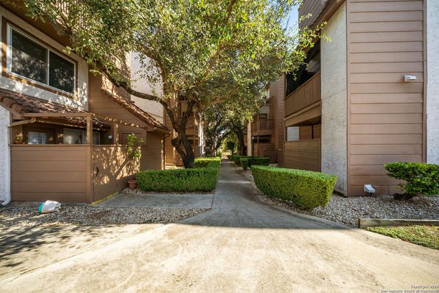 4107 Medical Dr Apt 2204, San Antonio, TX 78229