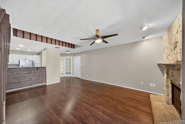 4107 Medical Dr Apt 2204, San Antonio, TX 78229