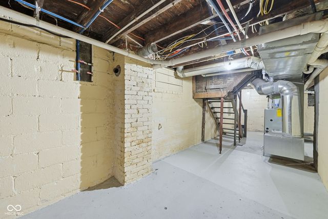 236 W 33rd Street, Indianapolis, IN 46208