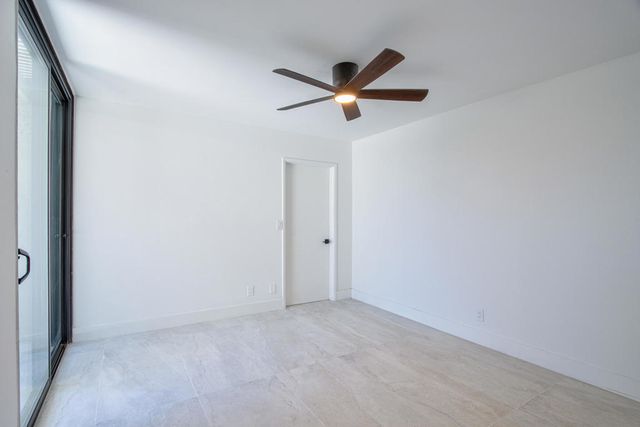 842 N Calle De Pinos, Palm Springs, CA 92262