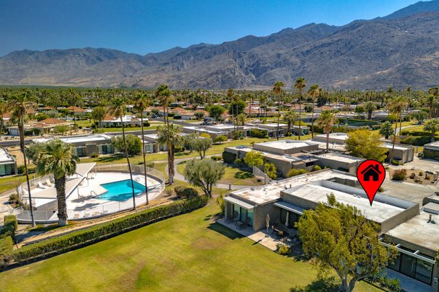 842 N Calle De Pinos, Palm Springs, CA 92262