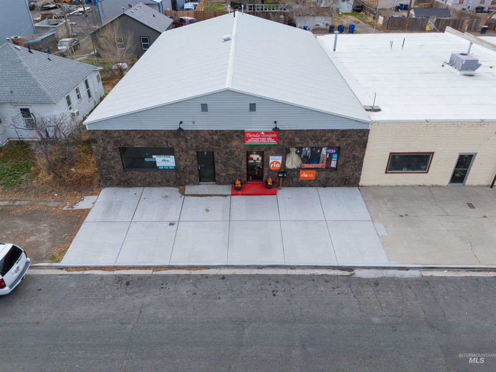 339 4th Ave W 1, Twin Falls, ID 83301