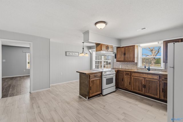 251 Forest Chapel Road, Hartselle, AL 35640