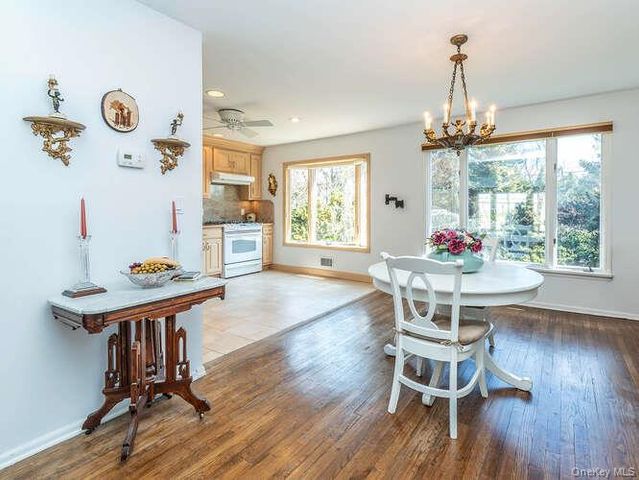 1106 Glen Cove Avenue, Glen Head, NY 11545