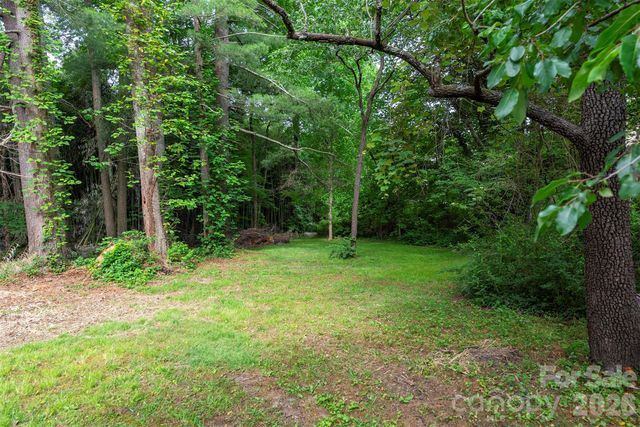 215 Merchant Street, Asheville, NC 28803
