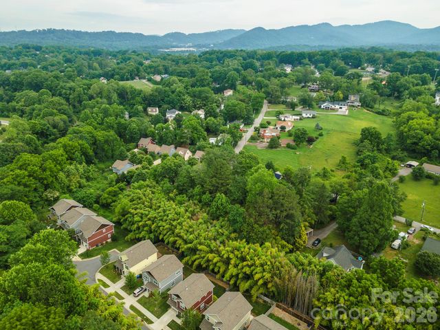 215 Merchant Street, Asheville, NC 28803