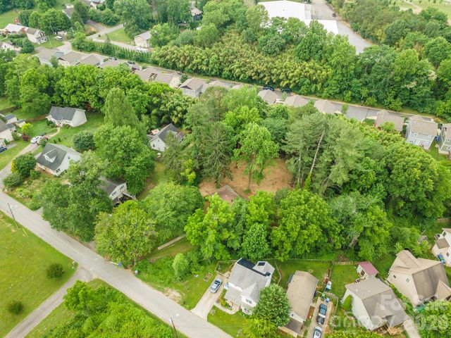 215 Merchant Street, Asheville, NC 28803
