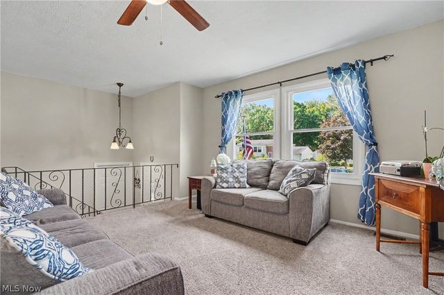 26930 Southwood Lane, Olmsted Falls, OH 44138