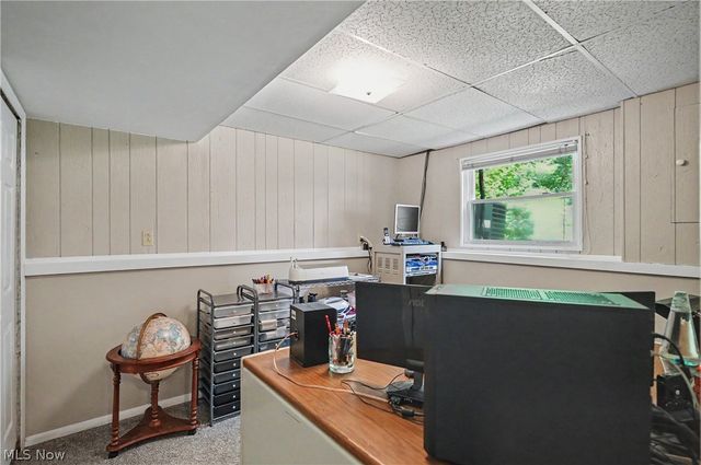 26930 Southwood Lane, Olmsted Falls, OH 44138