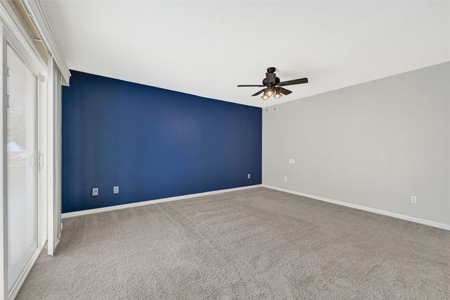 425 E Fair Harbor Lane, Houston, TX 77079