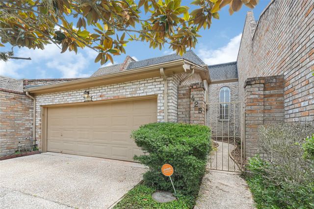 425 E Fair Harbor Lane, Houston, TX 77079
