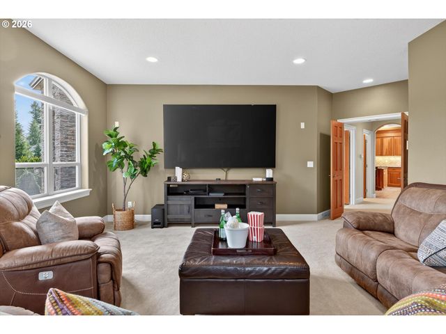 3390 QUAIL RIDGE Ct, West Linn, OR 97068