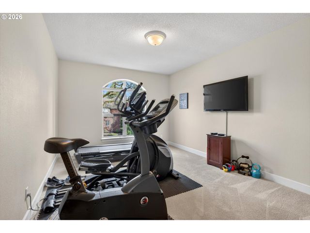 3390 QUAIL RIDGE Ct, West Linn, OR 97068