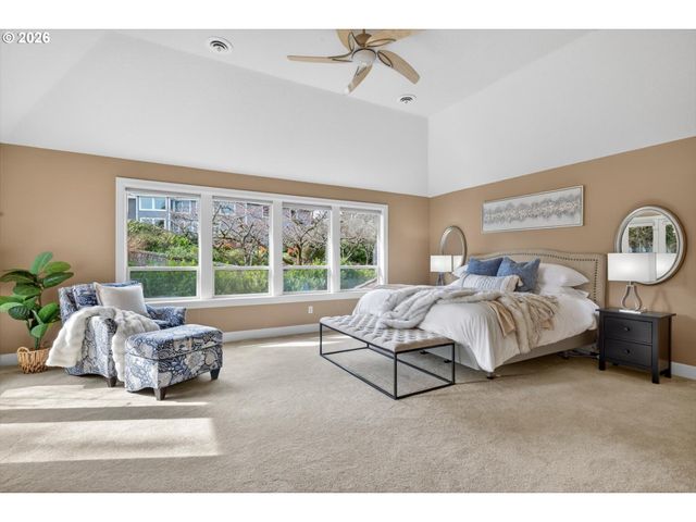 3390 QUAIL RIDGE Ct, West Linn, OR 97068