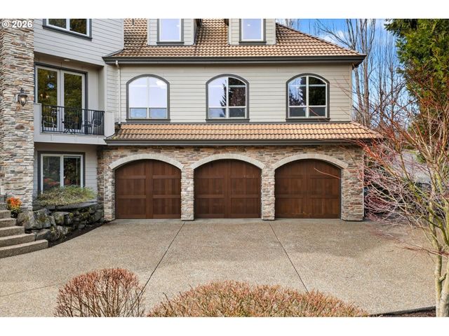 3390 QUAIL RIDGE Ct, West Linn, OR 97068