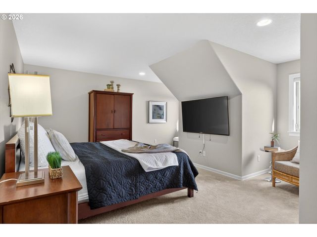 3390 QUAIL RIDGE Ct, West Linn, OR 97068