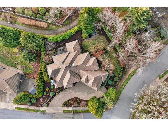 3390 QUAIL RIDGE Ct, West Linn, OR 97068