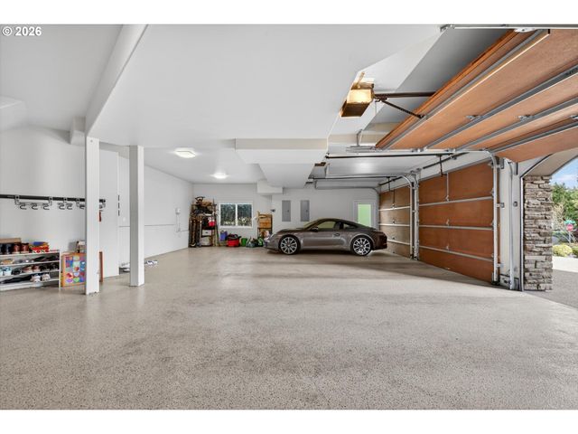 3390 QUAIL RIDGE Ct, West Linn, OR 97068