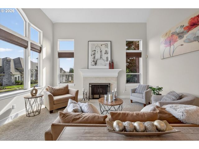 3390 QUAIL RIDGE Ct, West Linn, OR 97068