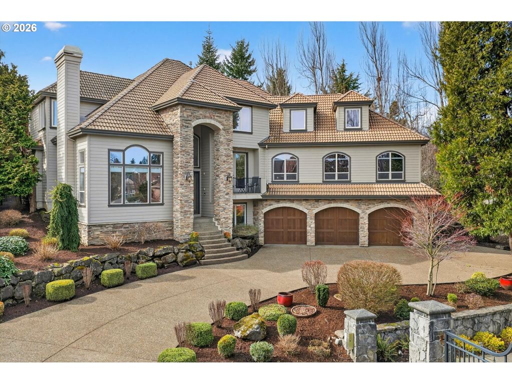 3390 QUAIL RIDGE Ct, West Linn, OR 97068