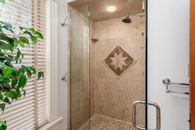 80 W Starr Avenue, Columbus, OH 43201