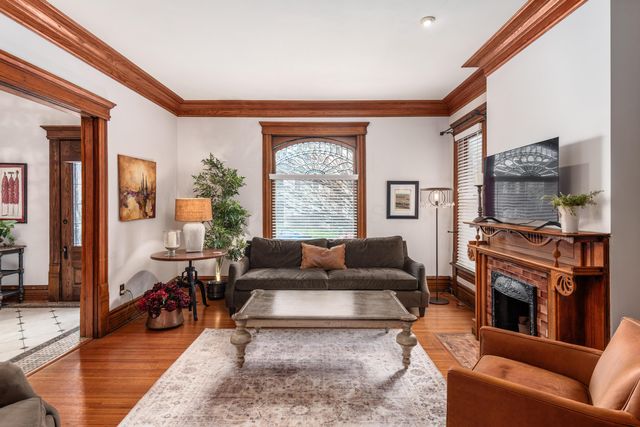 80 W Starr Avenue, Columbus, OH 43201