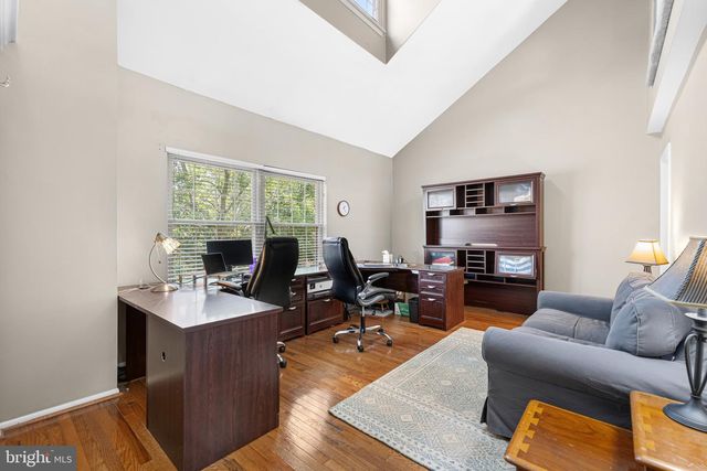 11 FAR CORNERS LOOP, Sparks, MD 21152