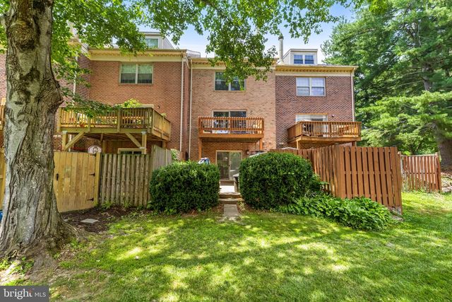 11 FAR CORNERS LOOP, Sparks, MD 21152