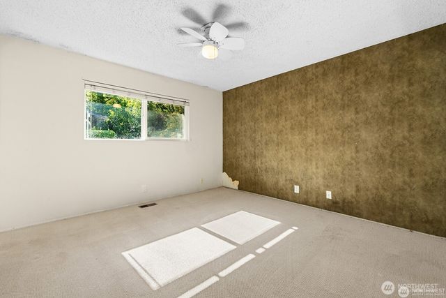 14221 SE 10th Place, Bellevue, WA 98007