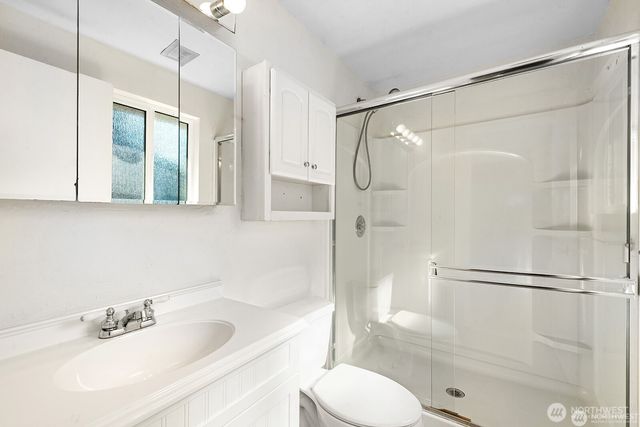14221 SE 10th Place, Bellevue, WA 98007
