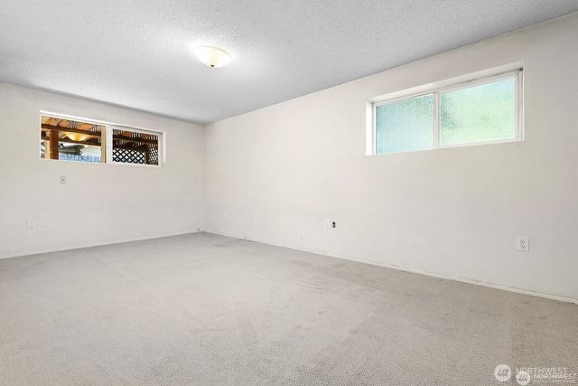 14221 SE 10th Place, Bellevue, WA 98007