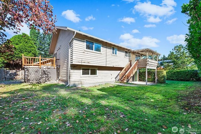 14221 SE 10th Place, Bellevue, WA 98007