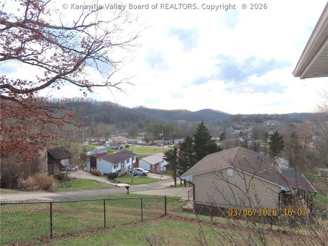 5017 Buffy Drive, Charleston, WV 25313