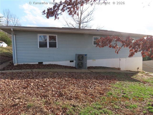 5017 Buffy Drive, Charleston, WV 25313