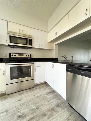 16637 HEMINGWAY Drive 16637, Weston, FL 33326