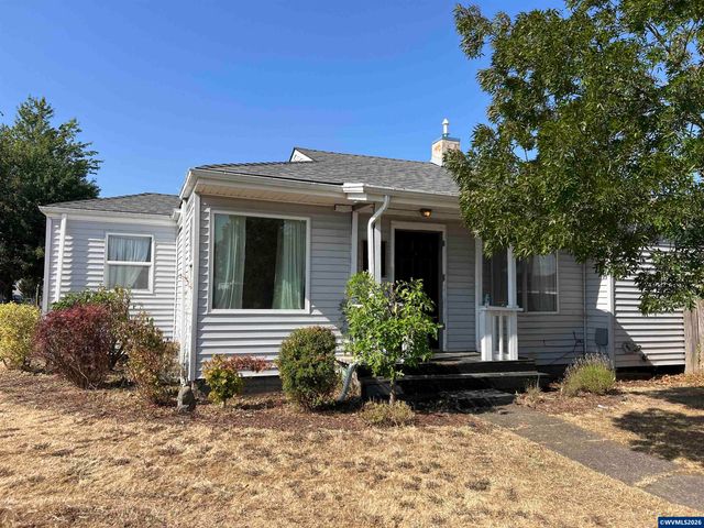 745 16th Av SW, Albany, OR 97321