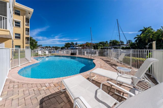 1332 Bayview Drive 401, Fort Lauderdale, FL 33304