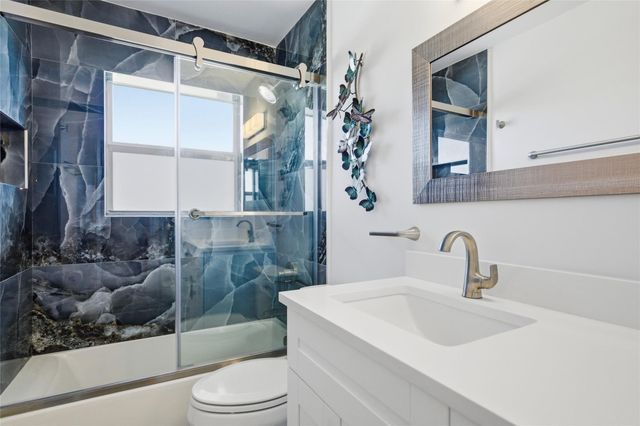 1332 Bayview Drive 401, Fort Lauderdale, FL 33304