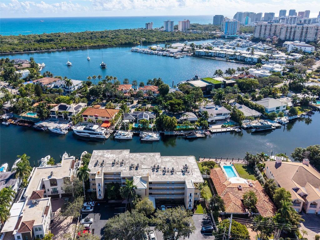 1332 Bayview Drive 401, Fort Lauderdale, FL 33304