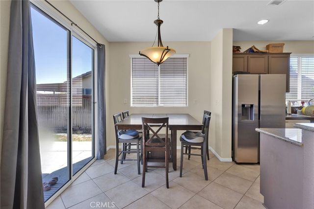 13912 Pinellia, Hesperia, CA 92344
