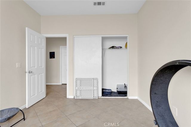 13912 Pinellia, Hesperia, CA 92344